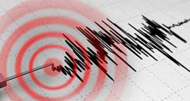 Son dakika deprem İstanbul Ve Ankara da deprem hissedildi