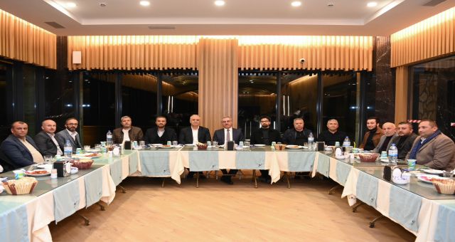 Başkan Güngör, Müteahhitler Birliği’yle Buluştu