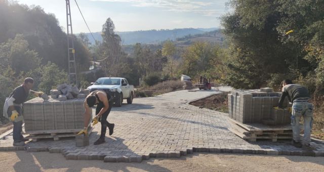 Büyükşehir Andırın’da Ulaşım Yatırımlarını Sürdürüyor