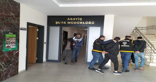 Hırsızlık Şüphelileri Yakalandı