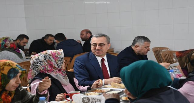 Başkan Hayrettin Güngör; “Mutfak Eşyası Üretiminde Türkiye’nin Öncü Şehirlerdeniz”
