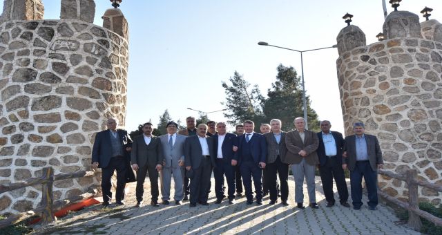 Eski Belediye Başkanları Osman Okumuş’un Misafiri Oldular