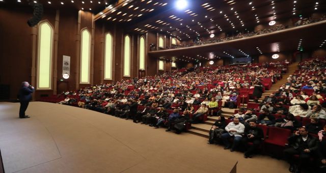 Gaziantep Lisesi Mezunları Derneğinden Eğitime Katkı