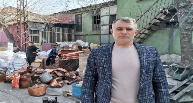 Bakırcılar Enkaz Altında Kurtulmayı Bekliyor!