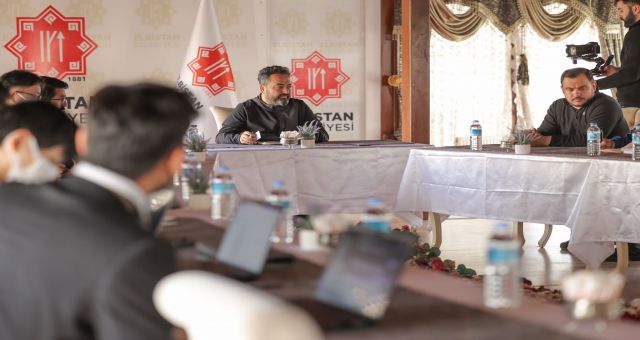 Japon heyet Elbistan’da depremin sonrasını masaya yatırdı.