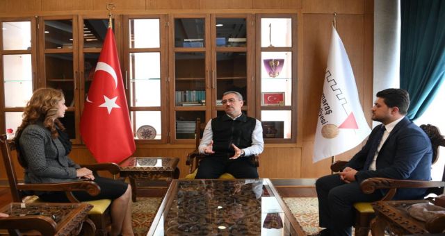 Başkan Güngör'e Karakoç'tan Ziyaret