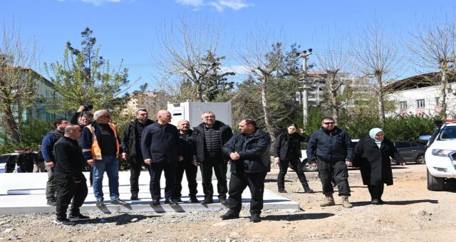 Kahramanmaraş'ta Esnafa Yeni Geçici Çarşılar Yapılıyor”