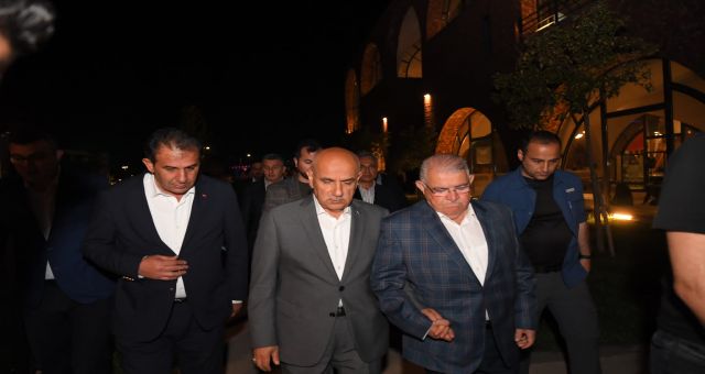 Bakan Kirişci, EXPO 2023 Arasta Çarşısı’nda STK temsilcileriyle buluştu