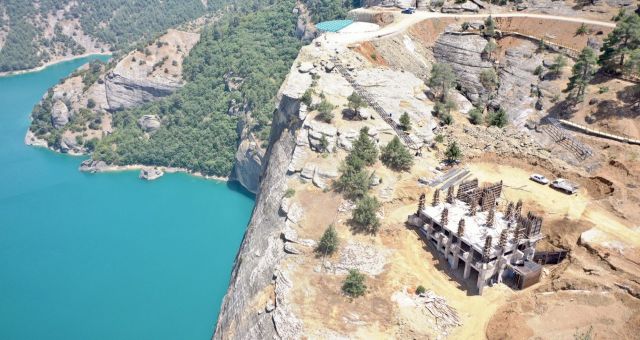 Başkan Hayrettin Güngör; “Ali Kayası Cam Teras’ta Çalışmalarımızı Sürdürüyoruz”