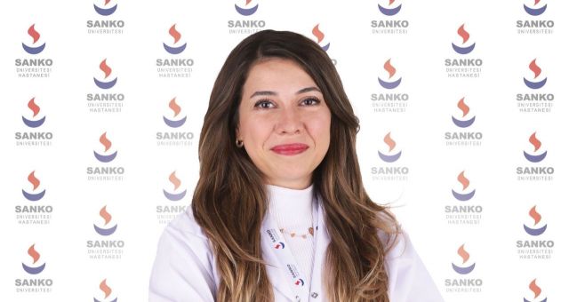 Kadın Hastalıkları ve Doğum Uzmanı Opr. Dr. Almalı, SANKO’da