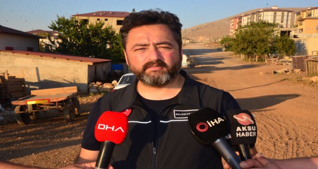 Orta hasarlı binalarla ilgili ilk adımı Elbistan Belediyesi attı