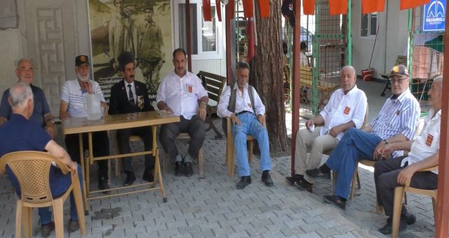 KAHRAMANMARAŞLI KIBRIS GAZİLERİ YER İSTİYOR