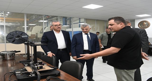Başkan Güngör; “İşletmelerimiz Kahramanmaraş İçin Üretmeye Devam Ediyor”