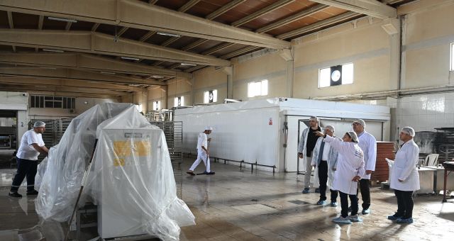 Halk Ekmek Fabrikası Üretime Devam Ediyor