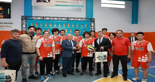 Onikişubat Belediyesi 100. Yıl EXPO 2023 Voleybol Turnuvası finali nefes kesti