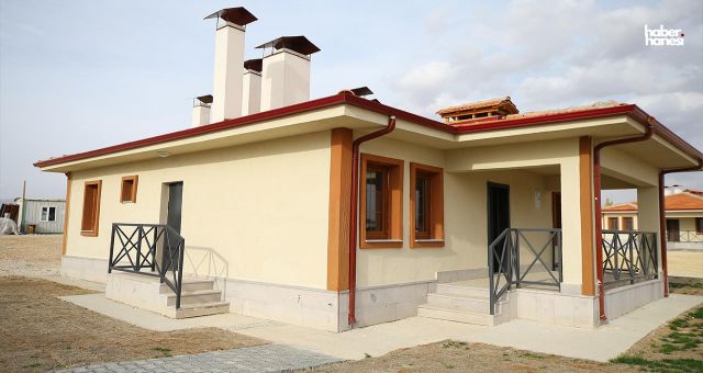 Adıyaman'da 29 Köy Evi Depremzedelere Teslim Edildi!