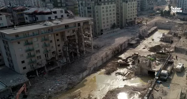 Hatay'da Rönesans Rezidans Felaketi: 8 Sanık Hakkında 22 Yıl Hapis Talebi