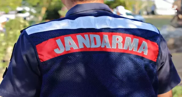 Kahramanmaraş Jandarması Yol Kontrolünde Ruhsatsız Tabanca Ele Geçirdi!