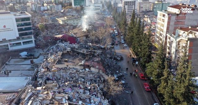 Bakan Özhaseki: 'Depremzedelerin Yaralarını Sarıyoruz, Şehirlerimizi Güvenli Hale Getiriyoruz'