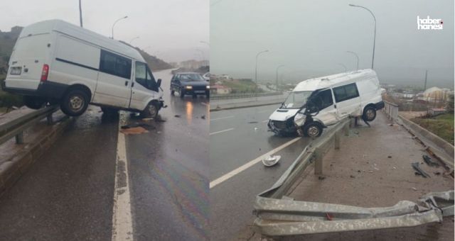Kahramanmaraş'ta Minibüs Kazası: Demir Bariyerlerde Asılı Kaldı!