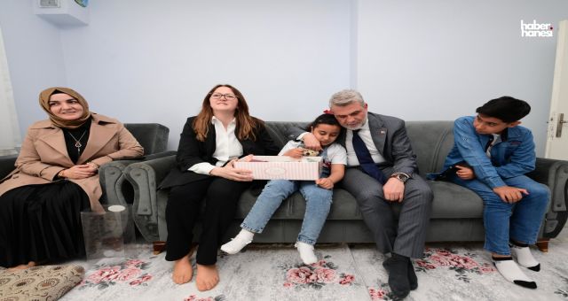 Başkan Fırat Görgel, Depremde Ailesini Kaybeden Depremzedeleri Ziyaret Etti