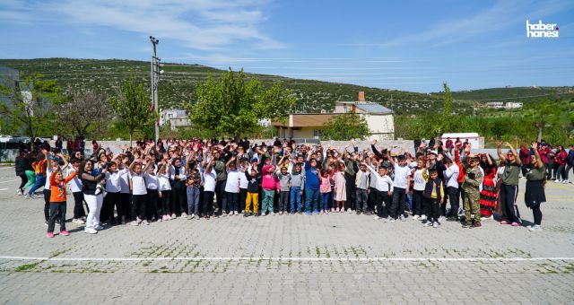 Şehitkamil'de 23 Nisan Coşkusu Kırsal Mahallelere Taşındı