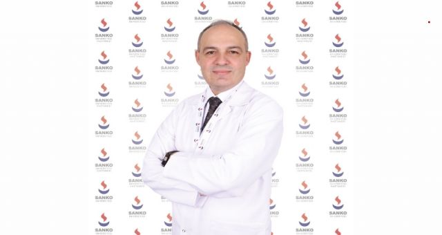 4 Mayıs Dünya Ankilozan Spondilit Günü: Sabahları Bel ve Kalça Ağrısı Belirtisi
