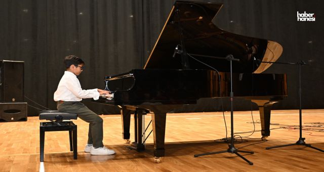 KSÜ'de Düzenlenen Piyano Konseri Büyük Beğeni Topladı