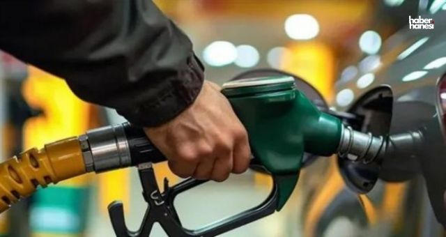 Akaryakıtta Zam Yağmuru: Benzin ve Motorine Bir Zam Daha Geldi!