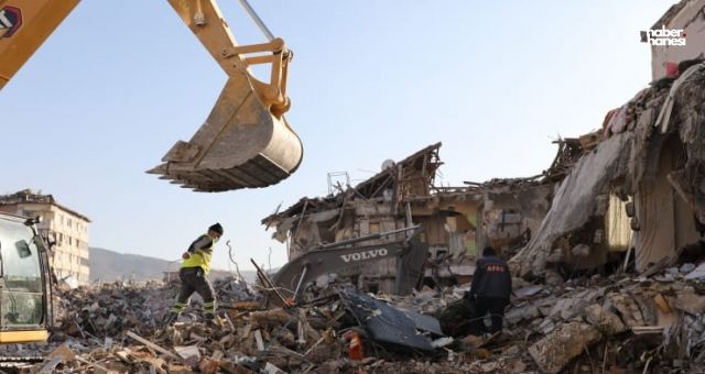 Aylık Kazançları Dudak Uçuklatıyor! Deprem Sonrası Operatörlük Gözde Meslek Haline Geldi!