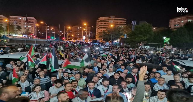 Kahramanmaraş'ta Binlerce Kişi "Refah İçin Ayağa Kalk" Mitinginde İsrail'i Protesto Etti