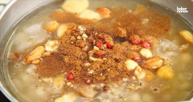 En Lezzetli Geleneksel Aşure Tarifi, Yapılışı ve Püf Noktaları!