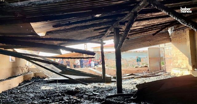 Kahramanmaraş Göksun’da Yangın: Ahır Kullanılamaz Hale Geldi!