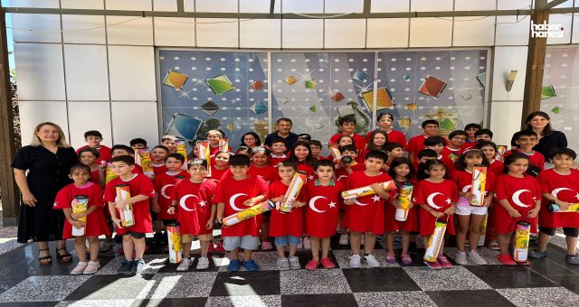 Şehitkamil'de Satranç Günü Kutlamaları: Çocuklara Satranç Takımı ve Tişört Hediye Edildi