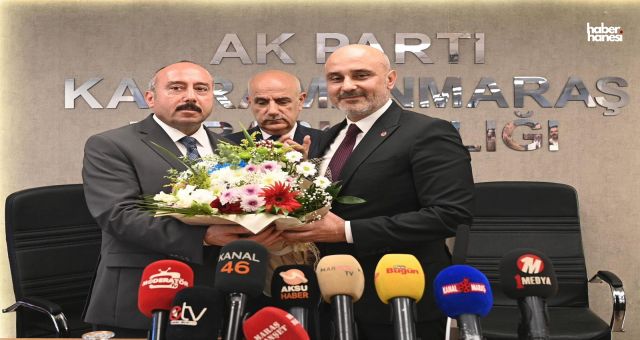 AK Parti Kahramanmaraş İl Başkanlığı'nda Devir Teslim Töreni: Cüneyt Doğan Görevini Muhammet Burak Gül’e Devretti