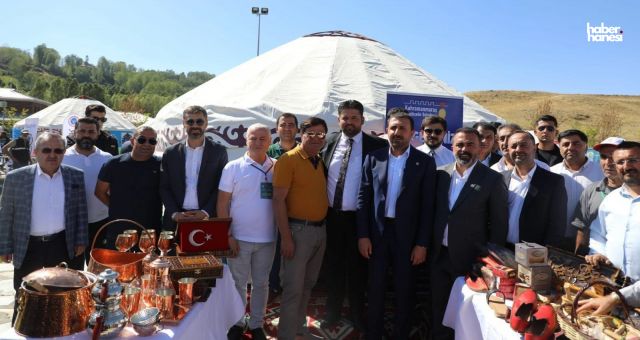 Kahramanmaraş’ın Geleneksel Lezzetleri ve El Sanatları Ahlat’ta Beğeni Topladı