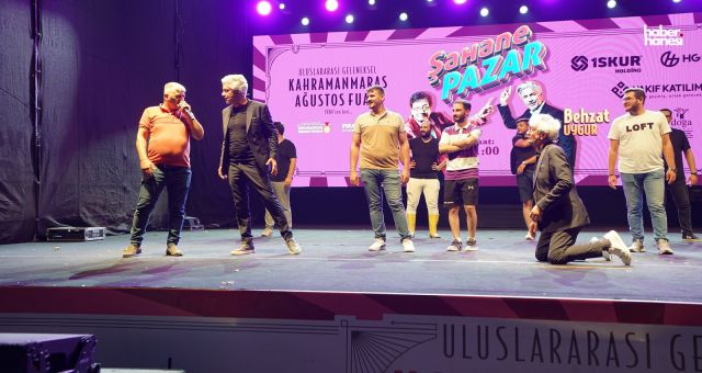 Kahramanmaraş’ta Uygur Kardeşler Fuarı Şenlendirdi: Şahane Pazar Büyük İlgi Gördü