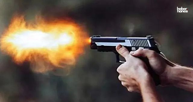 Kardeşini İstismar Ettiğini Öne Sürdü, Babasını Öldürüp Polise Teslim Oldu