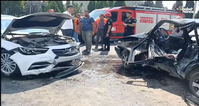 Kahramanmaraş’ta Kavşakta Korkunç Kaza: 3 Yaralı Hastaneye Kaldırıldı