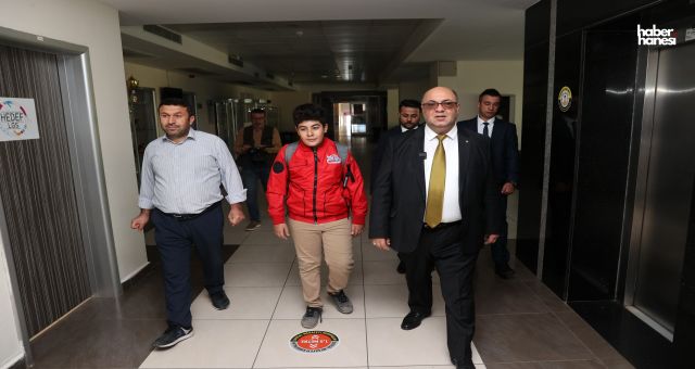 Kahramanmaraş Dulkadiroğlu Belediye Başkanı Şehit Evladını Okuluna Uğurladı
