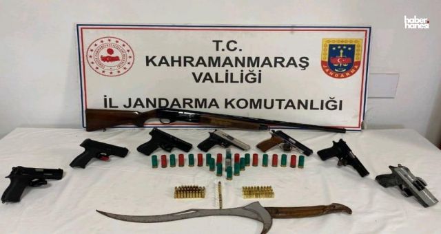 Kahramanmaraş’ta Jandarma Operasyonu: Araba ve Evde Silah ve Cephane Ele Geçirildi!