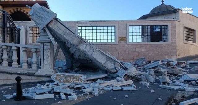 Kahramanmaraş’ta Fırtına Camilerde de Büyük Hasara Yol Açtı!