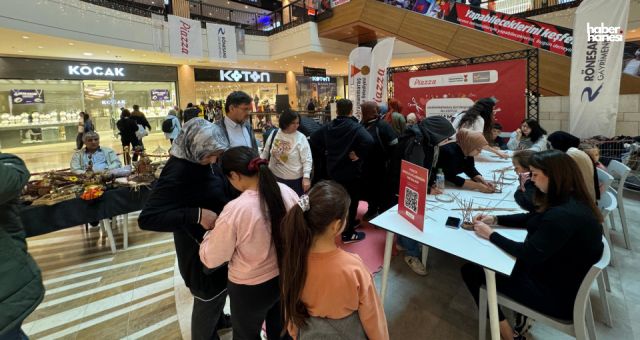 Kahramanmaraş'ta Minik Eller Öğretmenler İçin Sevgiyle Kalemlikler Tasarladı