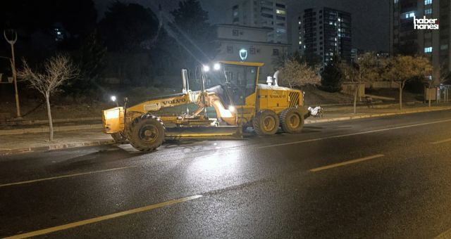 Kahramanmaraş Büyükşehir'den Kış Mesaisi: Ekipler 24 Saat Sahada
