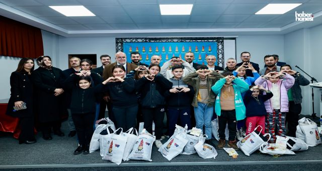 Kahramanmaraş'ta 'Gönülleri Giydiriyoruz' Projesi Kış Aylarında Öğrencilere Umut Oluyor