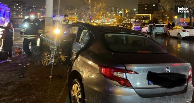 Kahramanmaraş'ta İki Araç Çarpıştı, Yaralılar Hastaneye Kaldırıldı!