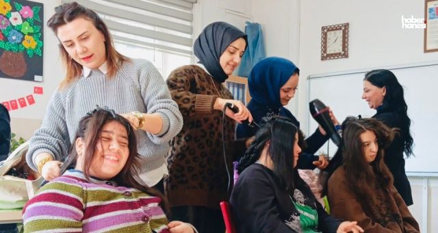 Kahramanmaraş'ta Özel Çocuklar İçin Kişisel Bakım Etkinliği Düzenlendi