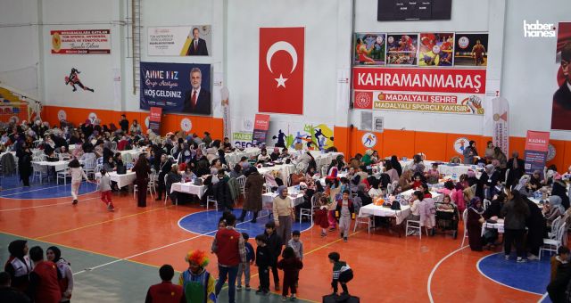 Kahramanmaraş'ta Anne-Kızlar Örgü Atölyesinde Hem Eğlendi Hem Üretti!