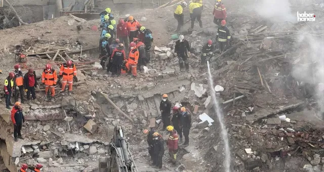 Konya'da Bina Çökmesi: 1 Kişinin Cansız Bedenine Ulaşıldı!