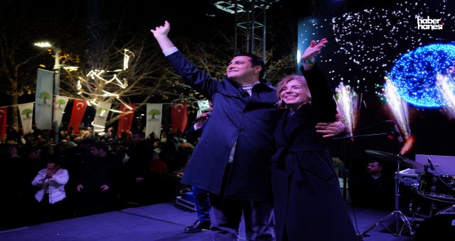 Şehitkamil Yılbaşı Sokak Partisi ile 2025'e Merhaba Dedi